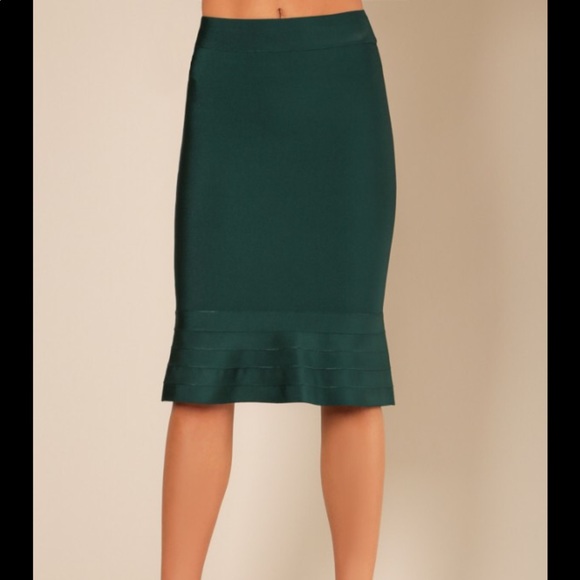 🆕️🔥Jacket/Skirt Bandage Set - Picture 2 of 8